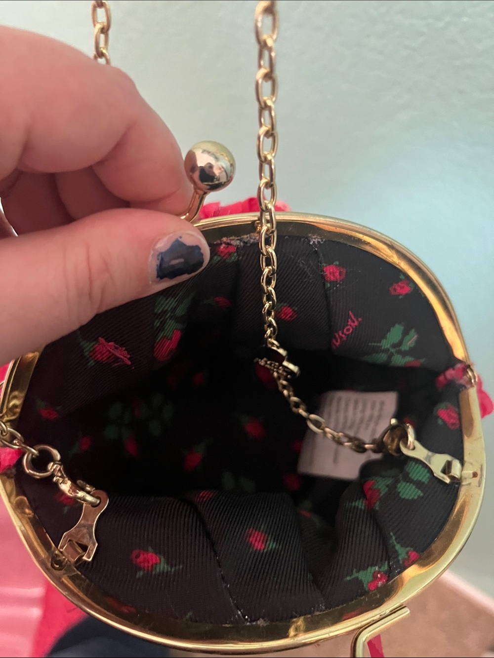Betsey Johnson cupcake - Picture 3 of 8